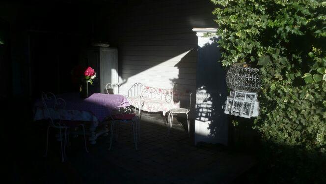 Les Trois Roses Hotel แอบบ์วิลล์ ภายนอก รูปภาพ